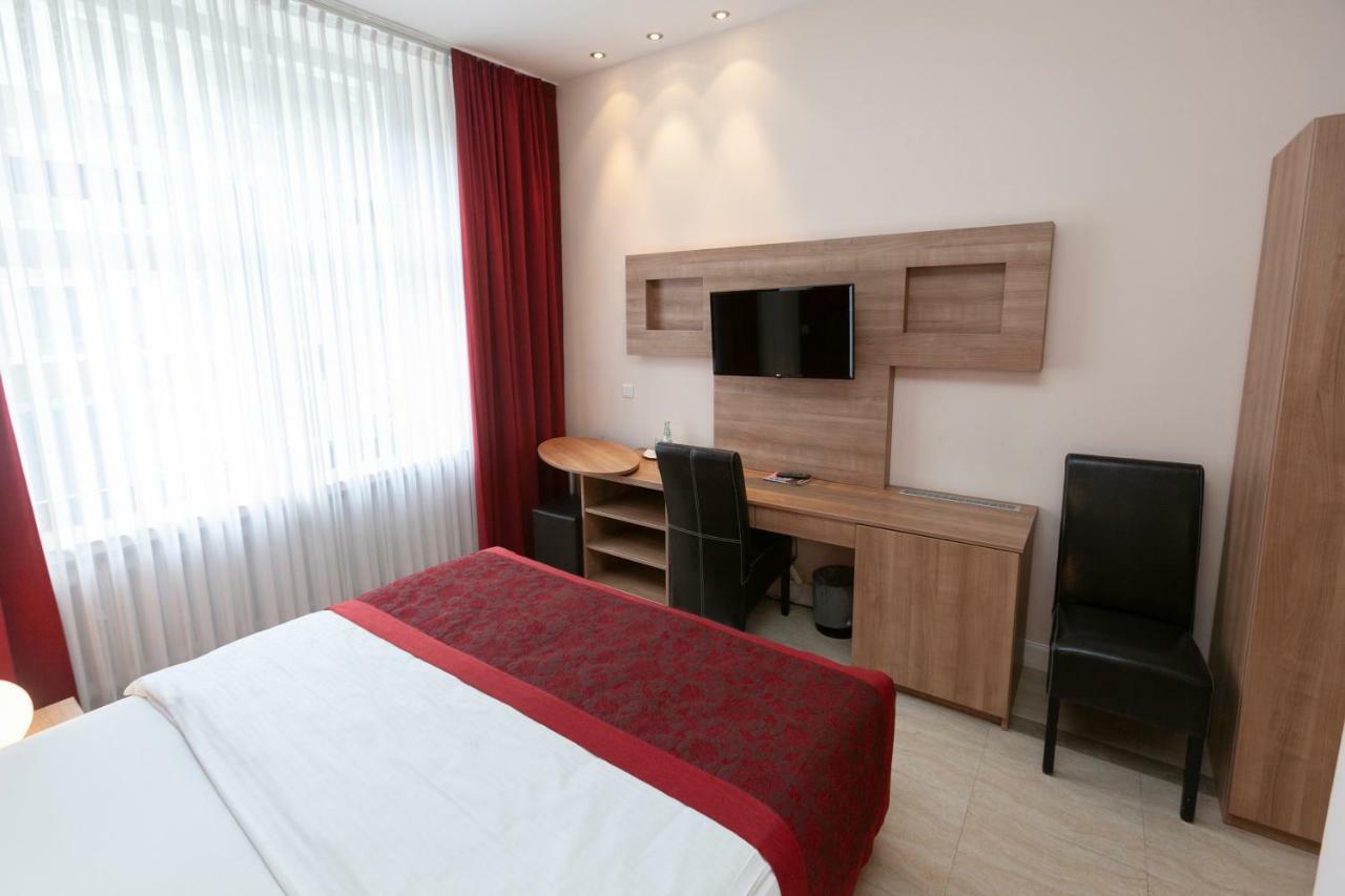 Hotel Prinz Anton Ντίσελντορφ Εξωτερικό φωτογραφία